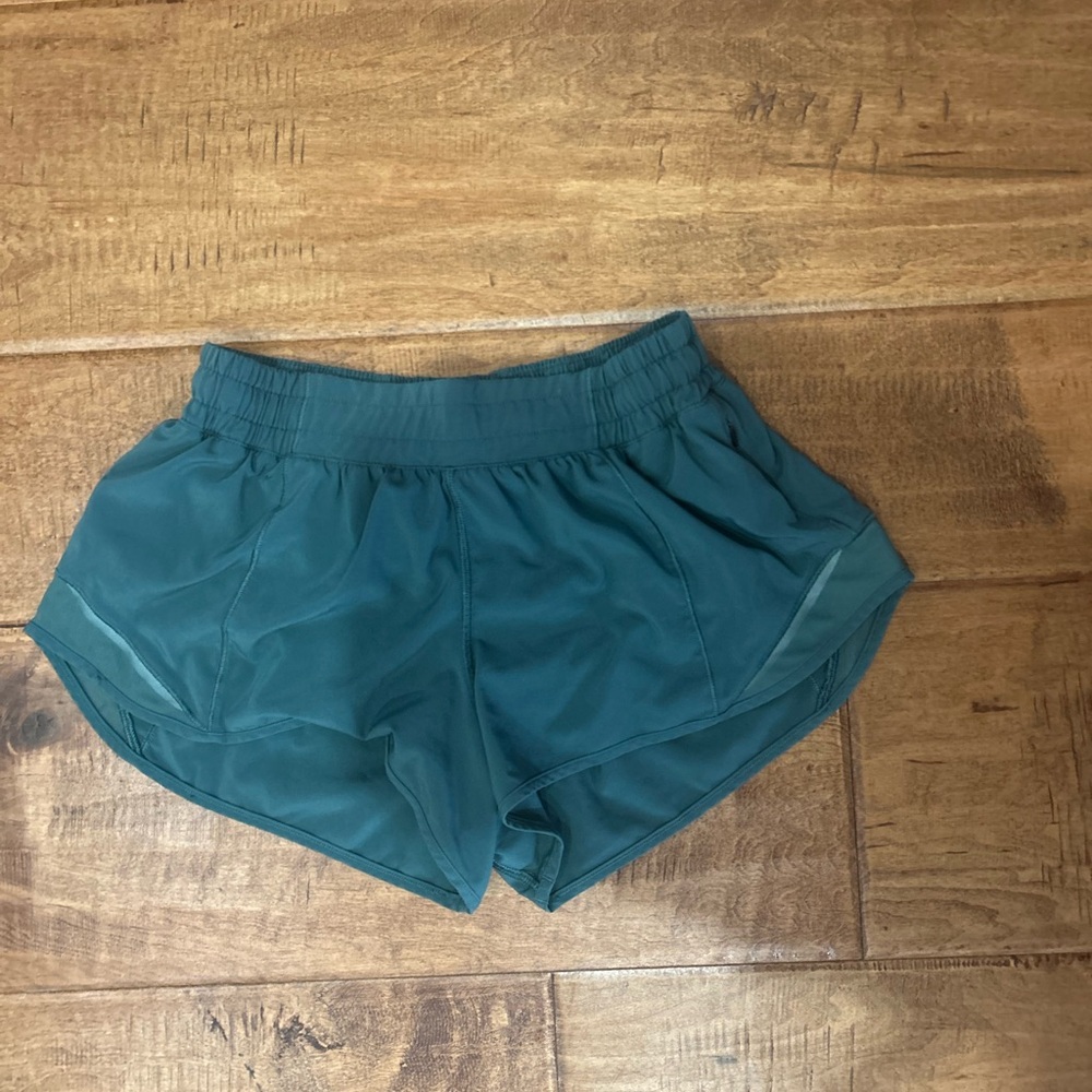 Lululemon Women's Green Athletic Shorts